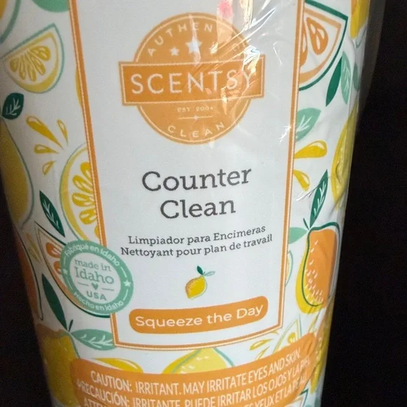 Scentsy Counter Clean and Scentsy Fresh trio - Picture 2 of 7